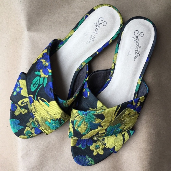 Anthropologie Seychelles Floral Brocade Sandals 7 - Picture 1 of 8
